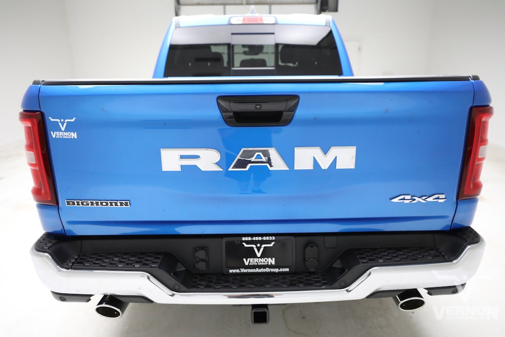 New 2026 Ram 1500 BIG HORN CREW CAB 4X4 5'7 BOX Pickup