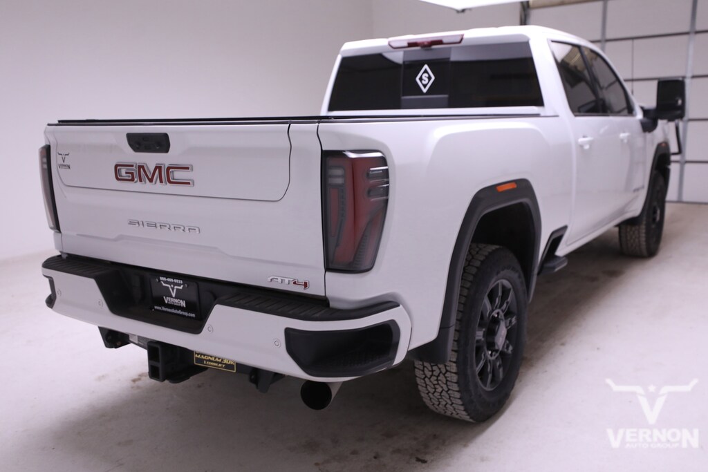 Used 2025 GMC Sierra 2500 HD AT4 Truck Crew Cab