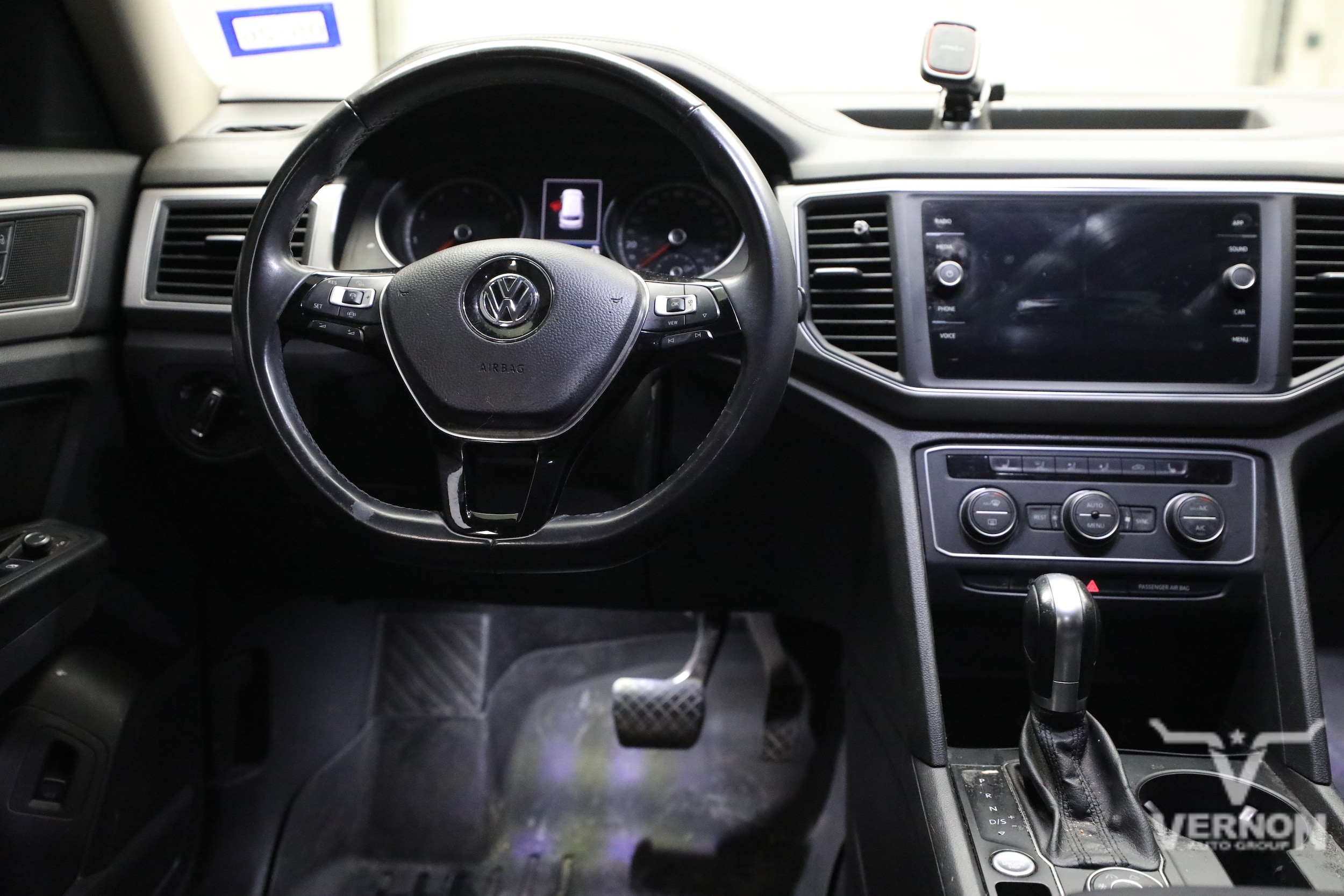 Atlas 3.6L V6 SE W/Technology 4MOTION SUV