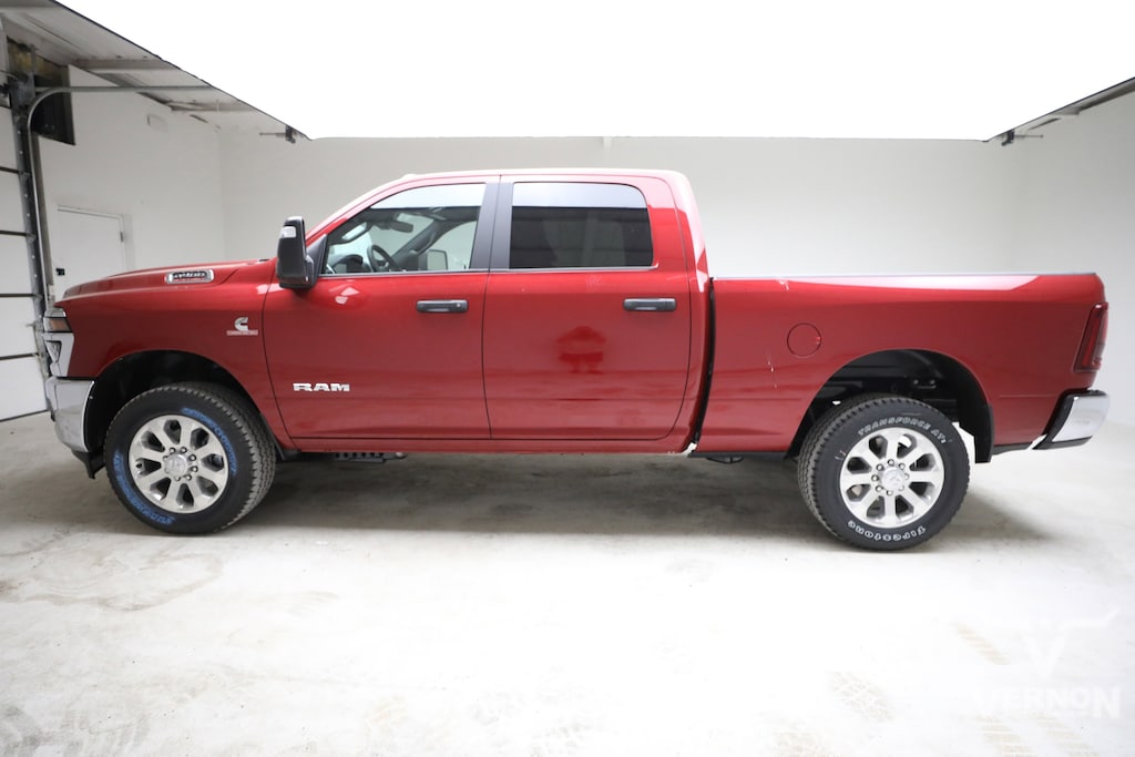 New 2026 Ram 2500 LONE STAR CREW CAB 4X4 6'4 BOX Pickup