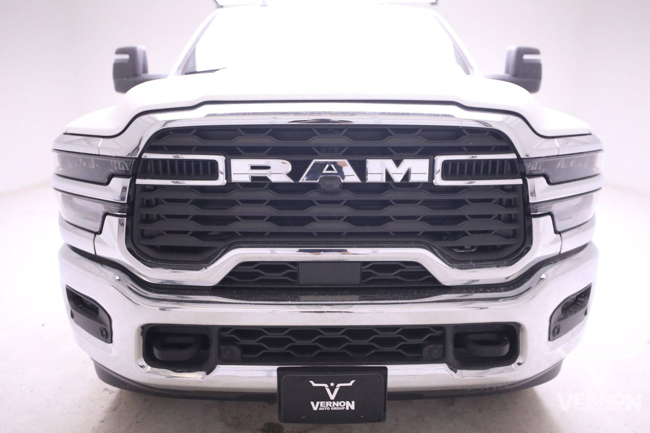 2026 Ram 2500 Tradesman photo 2
