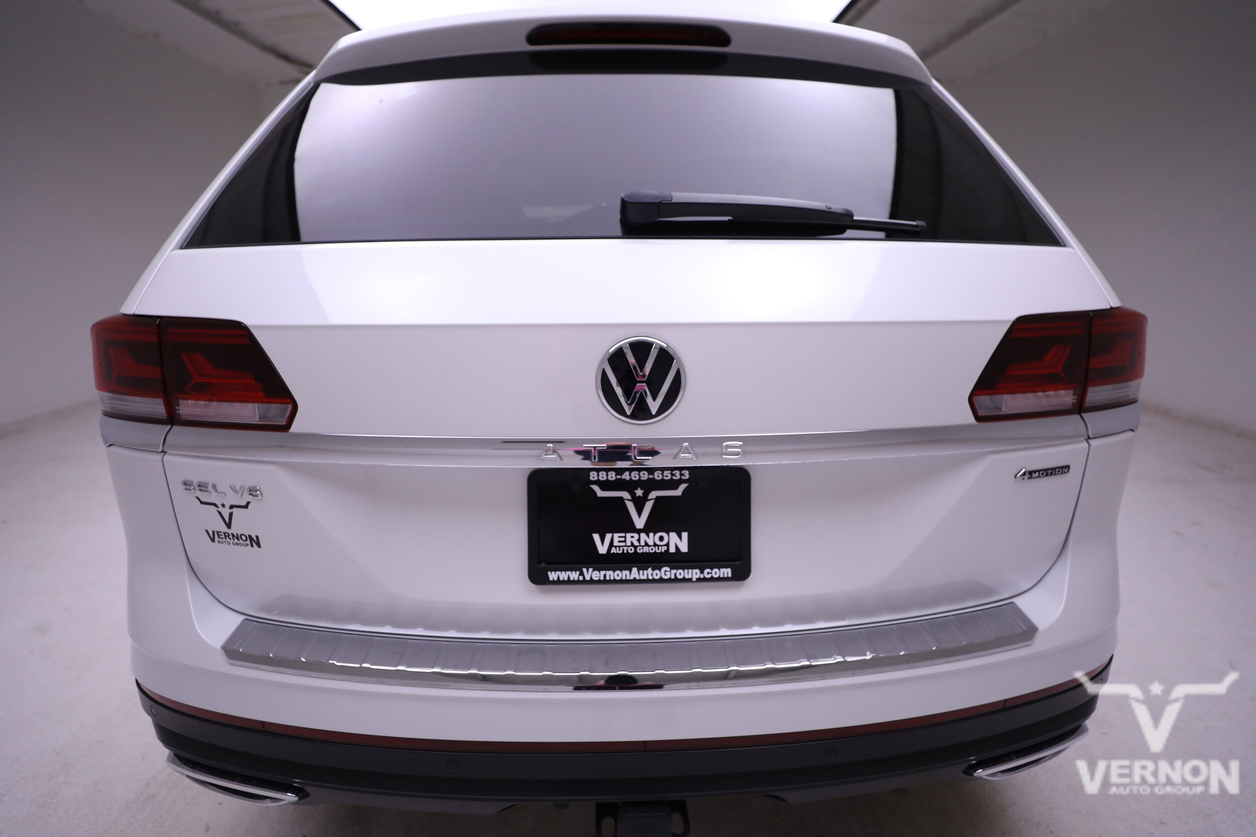 2023 Volkswagen Atlas V6 SEL photo 3