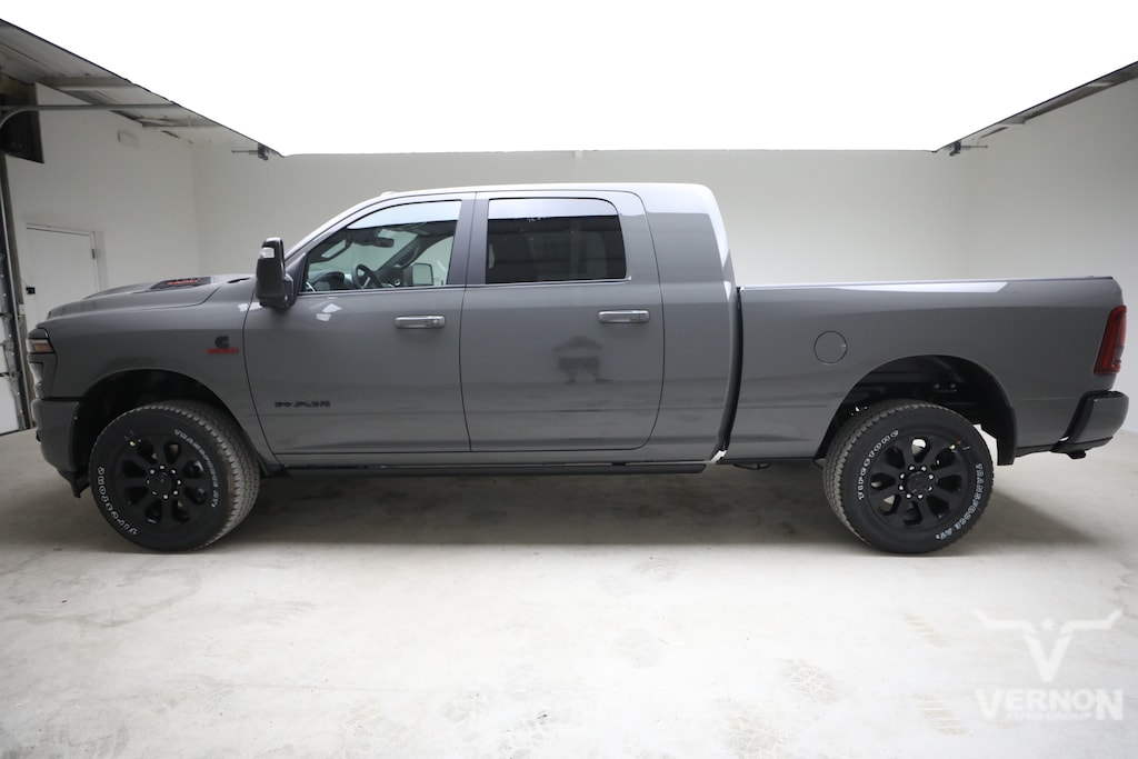 New 2026 Ram 2500 LARAMIE MEGA CAB 4X4 6'4 BOX Pickup