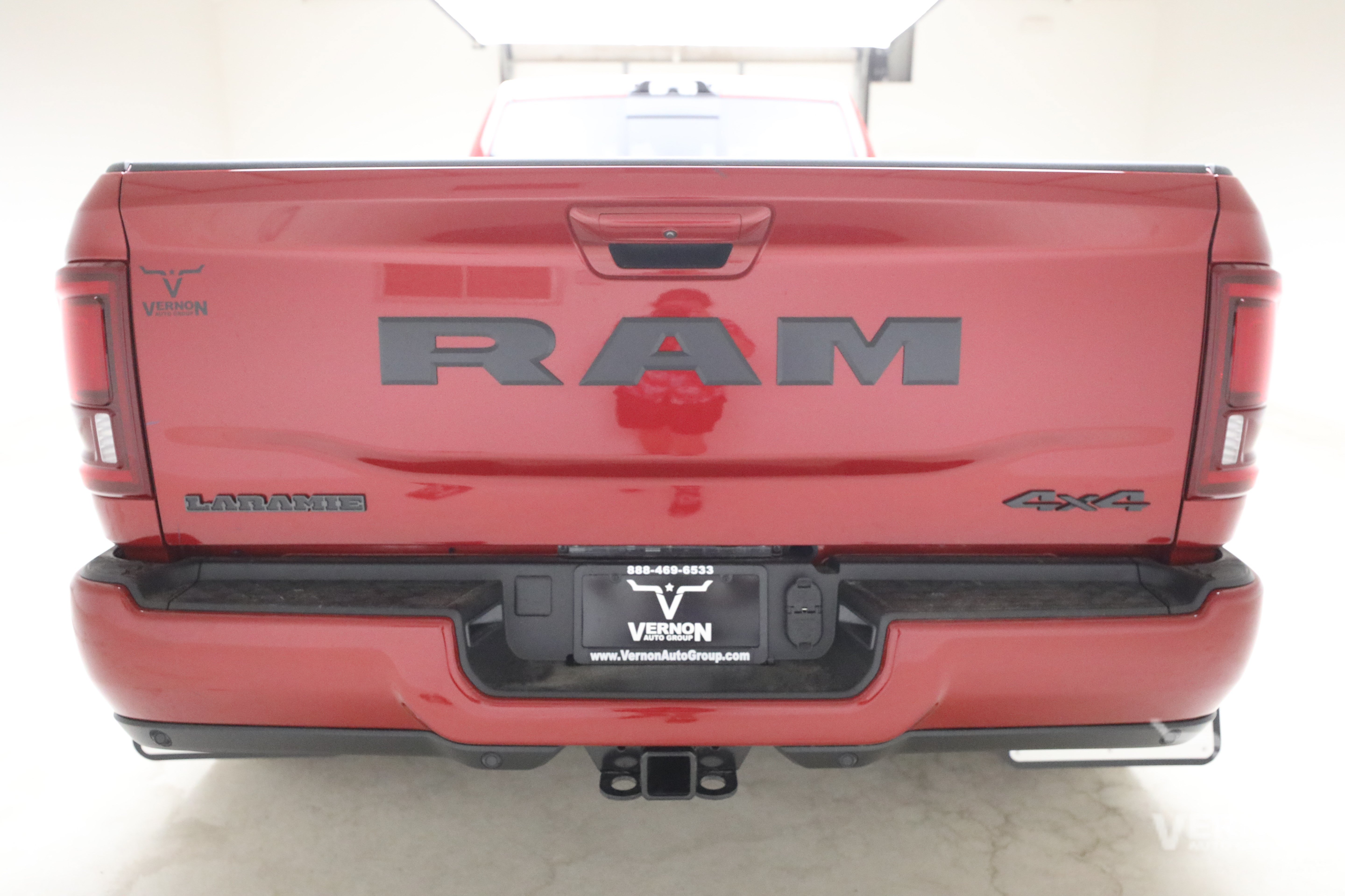 New 2026 Ram 3500 LARAMIE CREW CAB 4X4 8' BOX Pickup