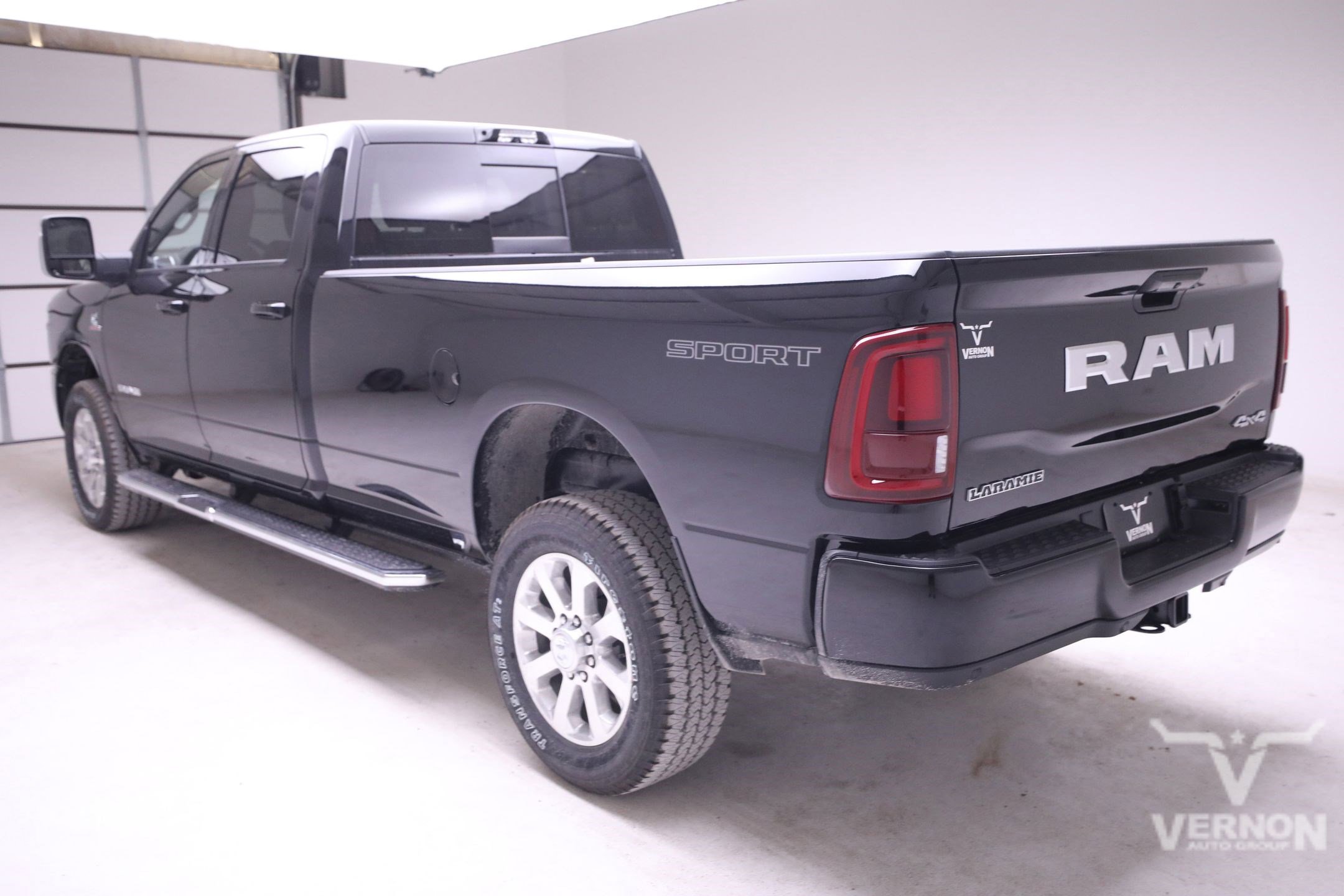 2025 Ram 2500 Laramie photo 2