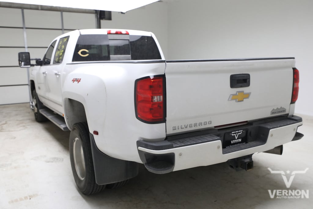 Used 2019 Chevrolet Silverado 3500HD High Country Truck Crew Cab