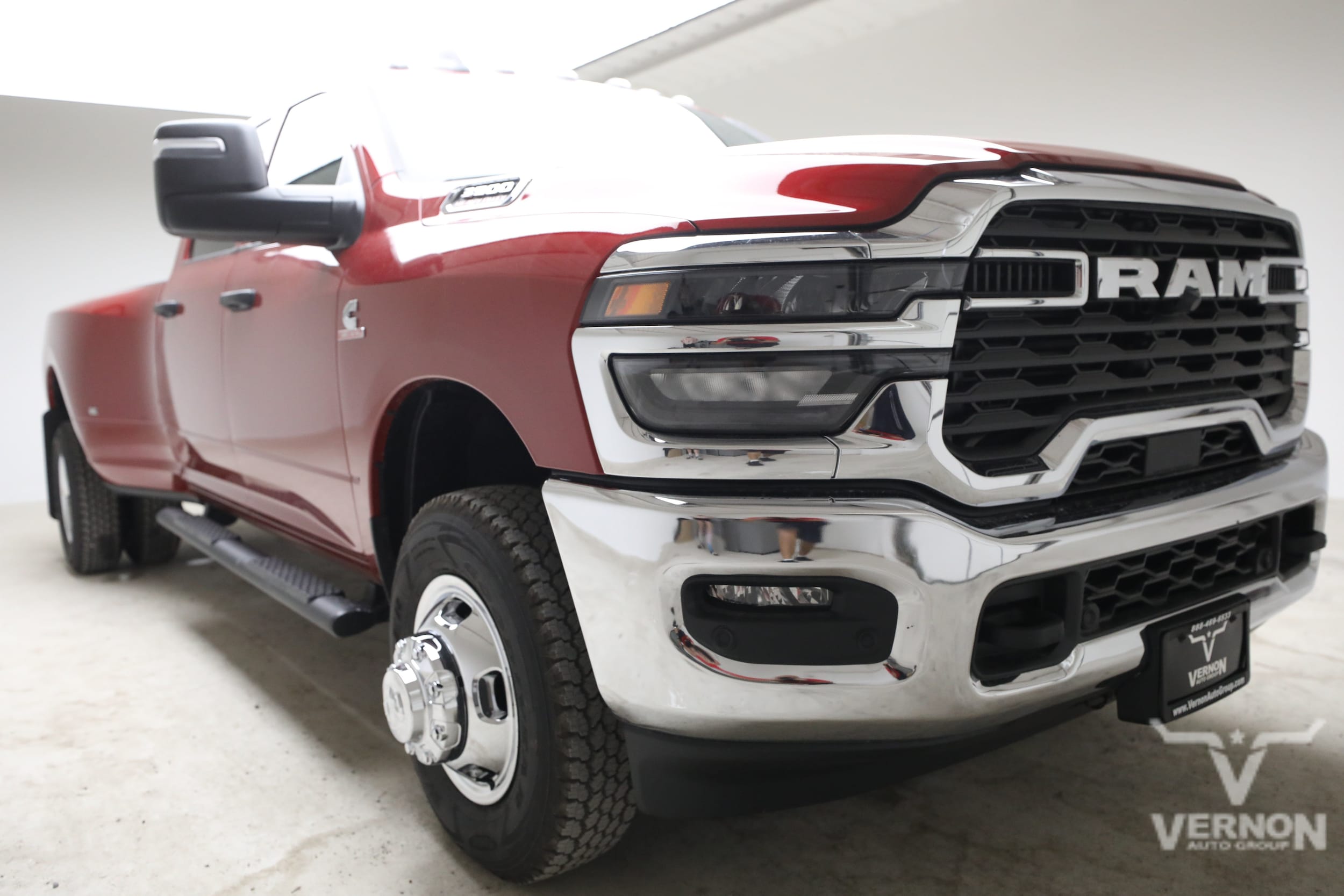 New 2026 Ram 3500 TRADESMAN CREW CAB 4X4 8' BOX