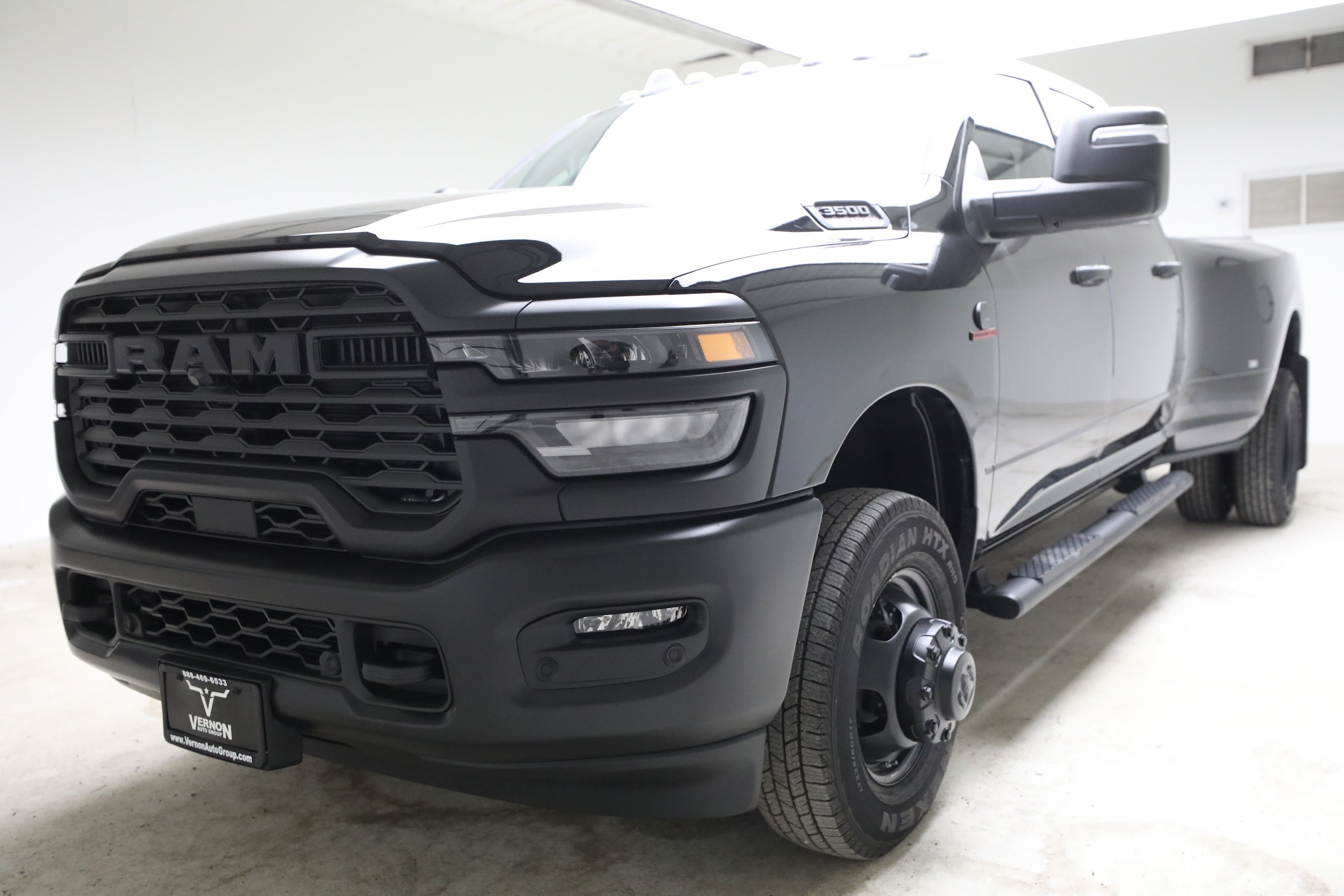 New 2026 Ram 3500 TRADESMAN CREW CAB 4X4 8' BOX