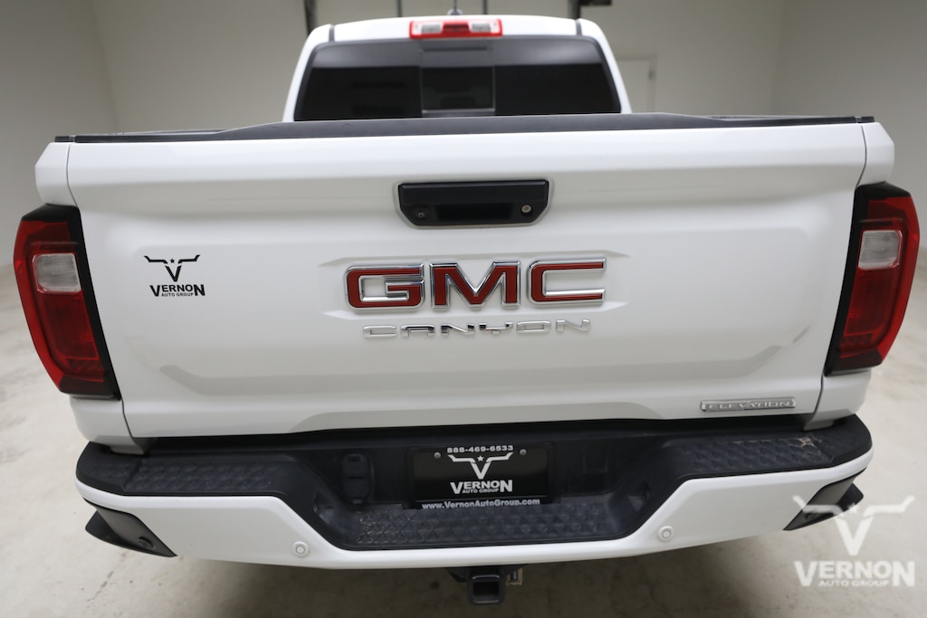 Used 2024 GMC Canyon Elevation Truck Crew Cab