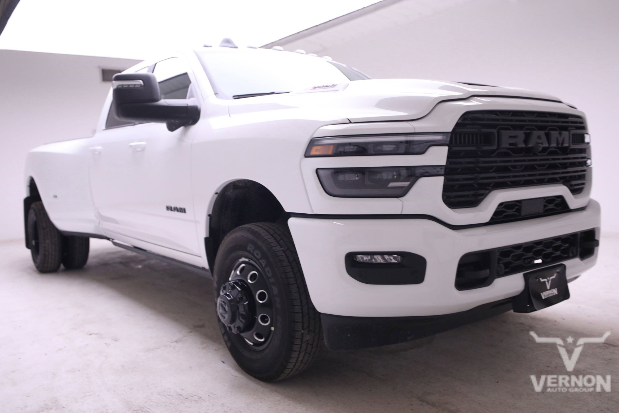 2026 Ram 3500 Laramie photo 3