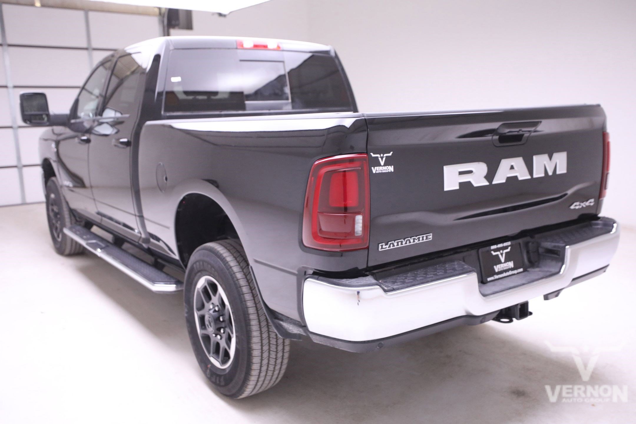2025 Ram 2500 Laramie photo 3