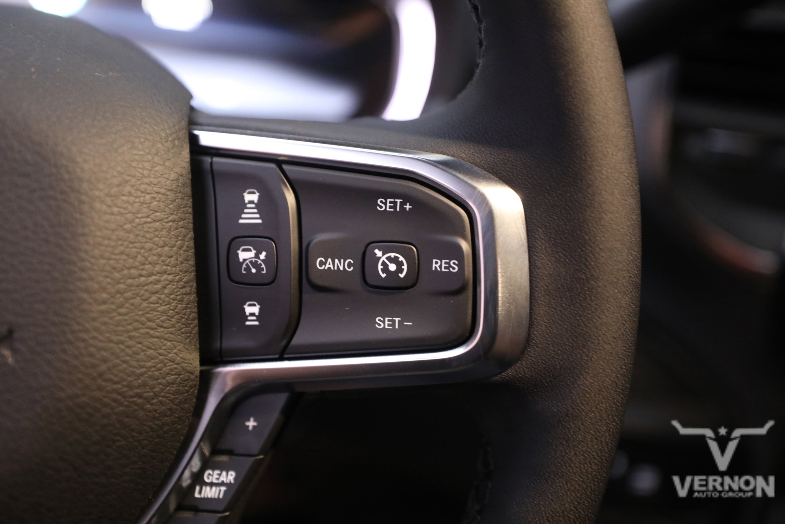 2026 RAM 3500 Laramie - Photo 23