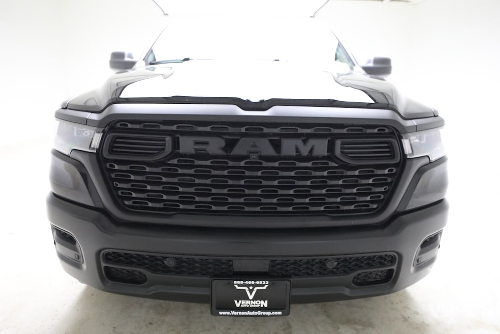 New 2026 Ram 1500 TRADESMAN CREW CAB 4X2 5'7 BOX Pickup