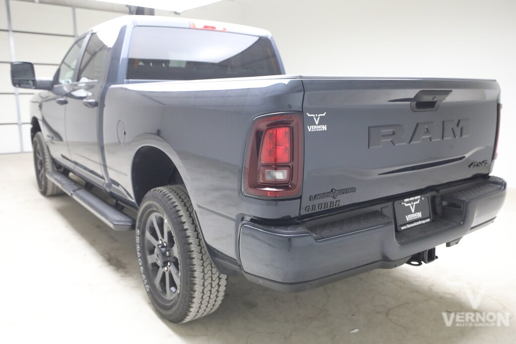 New 2026 Ram 2500 LONE STAR CREW CAB 4X4 6'4 BOX Pickup