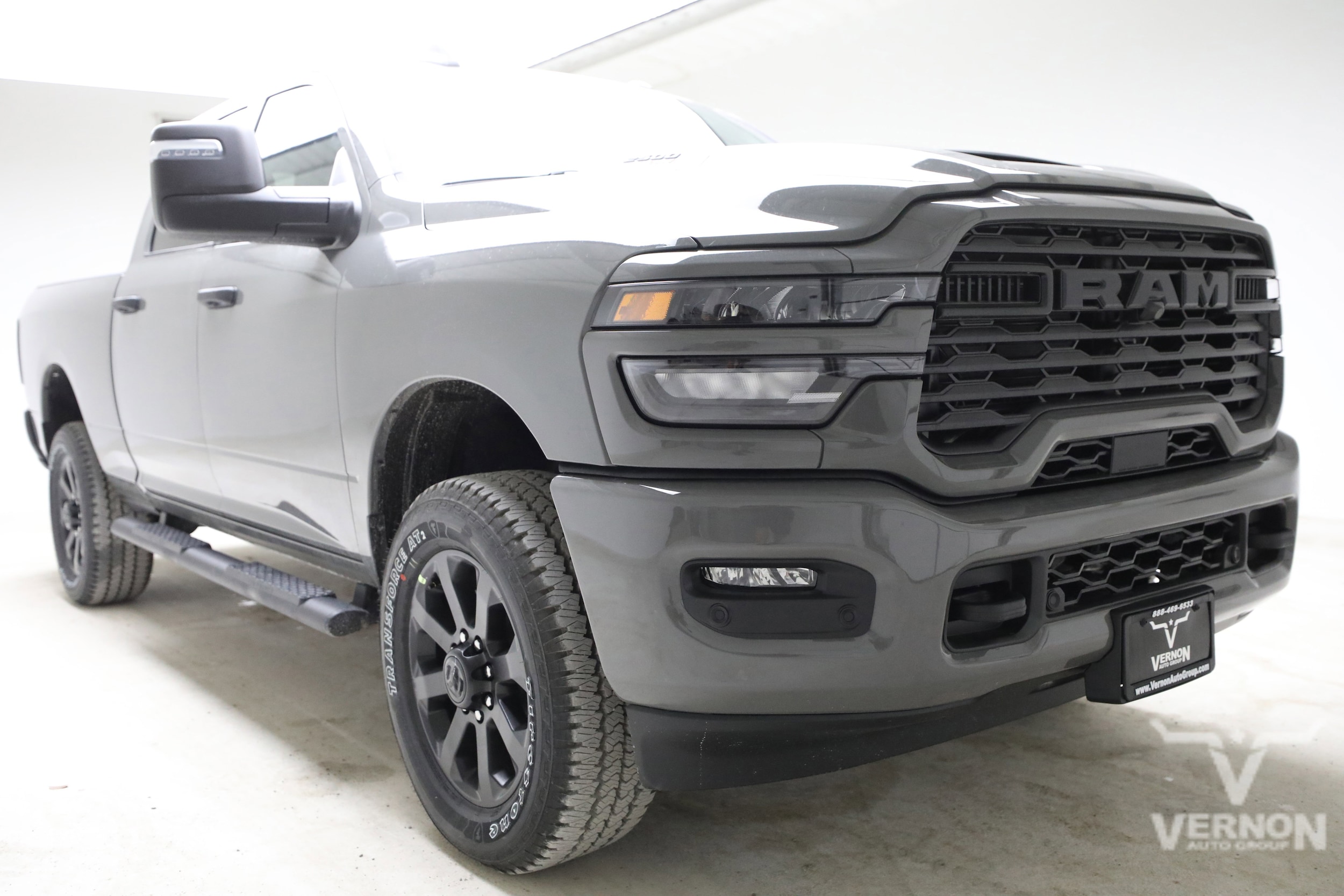 2026 RAM 2500 Tradesman/Black Express 4X4 Crew Cab SWB's photo