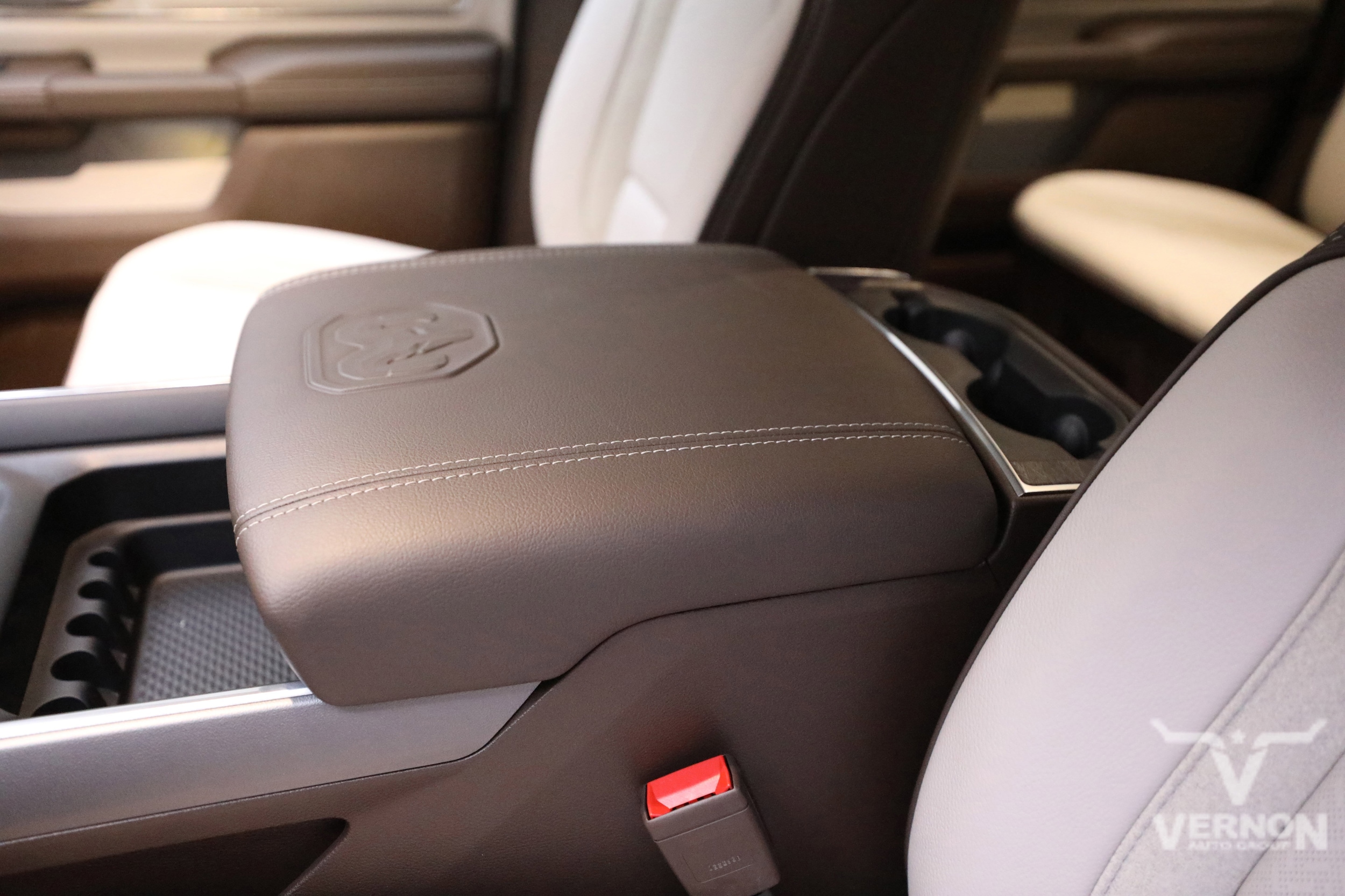 2026 RAM 1500 Laramie - Photo 16