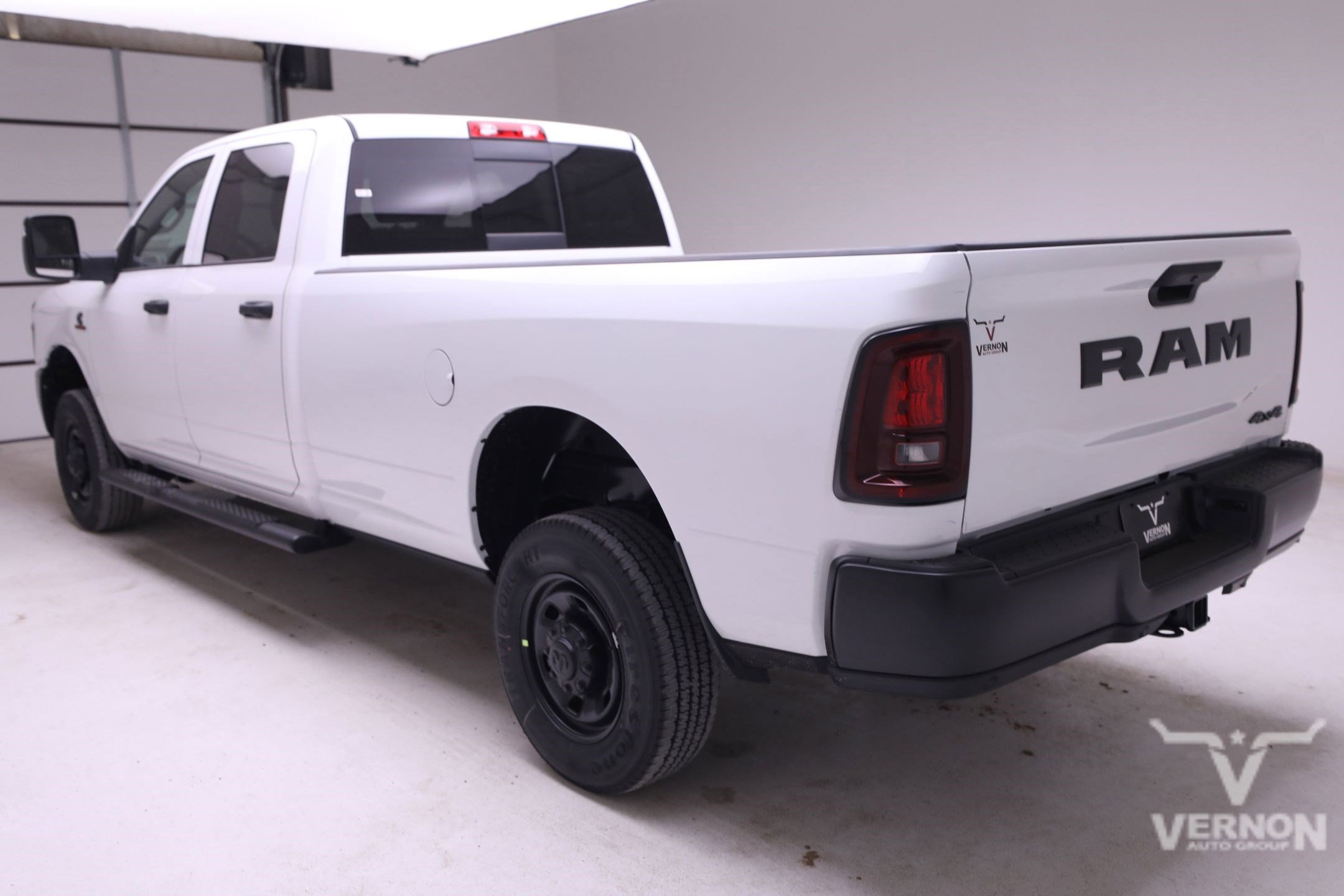2025 Ram 2500 Tradesman photo 3