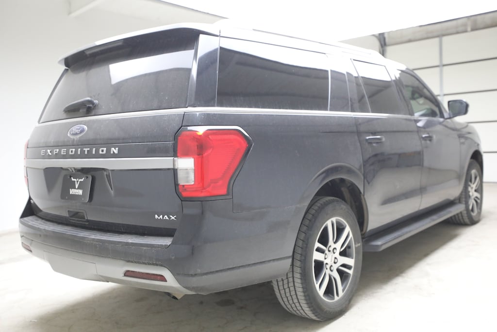 Used 2024 Ford Expedition Max XLT SUV