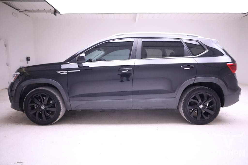 Used 2022 Volkswagen Taos 1.5T SEL SUV