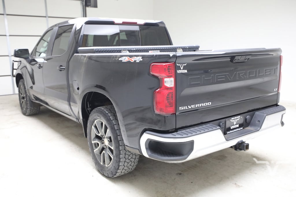 Used 2023 Chevrolet Silverado 1500 LT w/1LT Truck Crew Cab