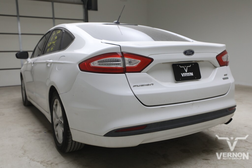 Used 2014 Ford Fusion SE Sedan