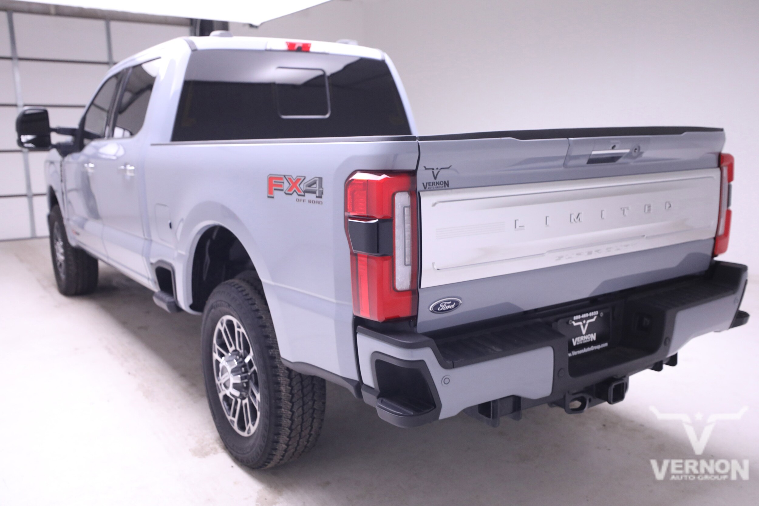 2024 Ford F-250 Limited FX4 photo 3