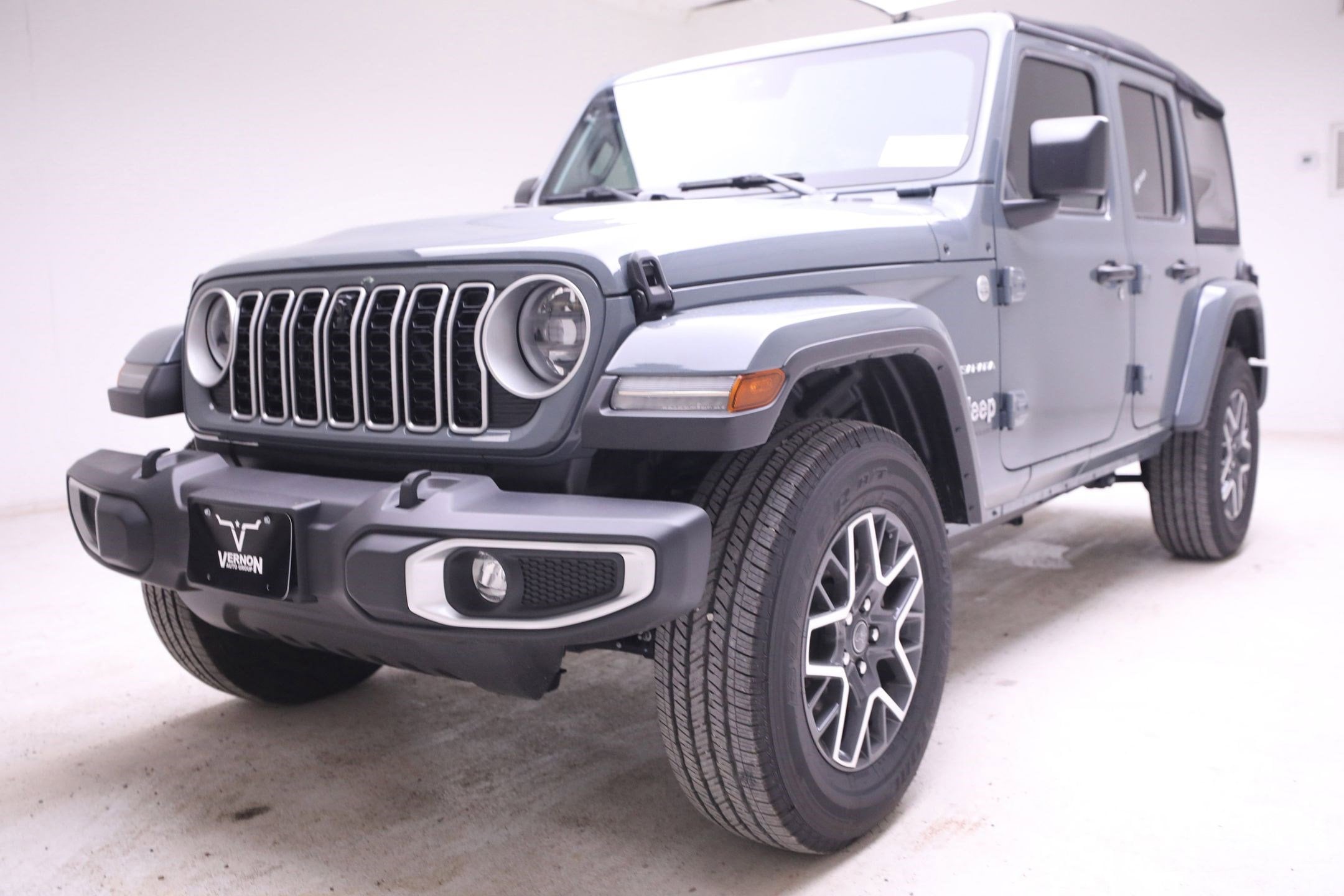 2024 Jeep Wrangler 4-DOOR SAHARA