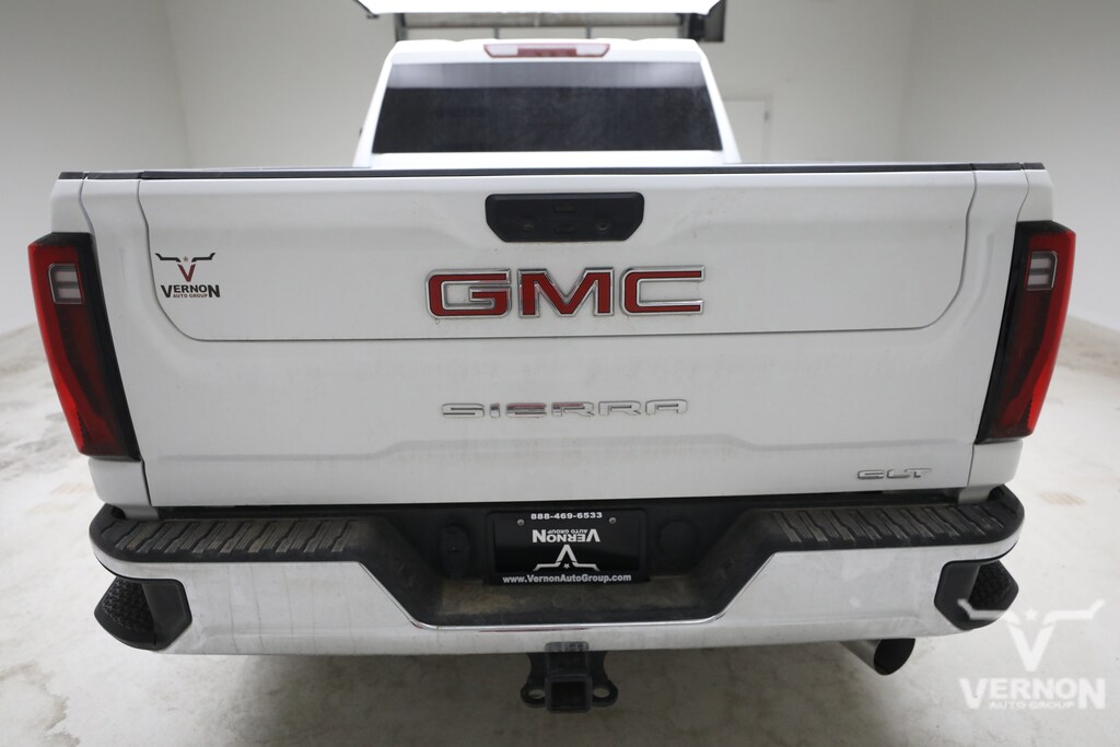 Used 2025 GMC Sierra 2500 HD SLT Truck Crew Cab
