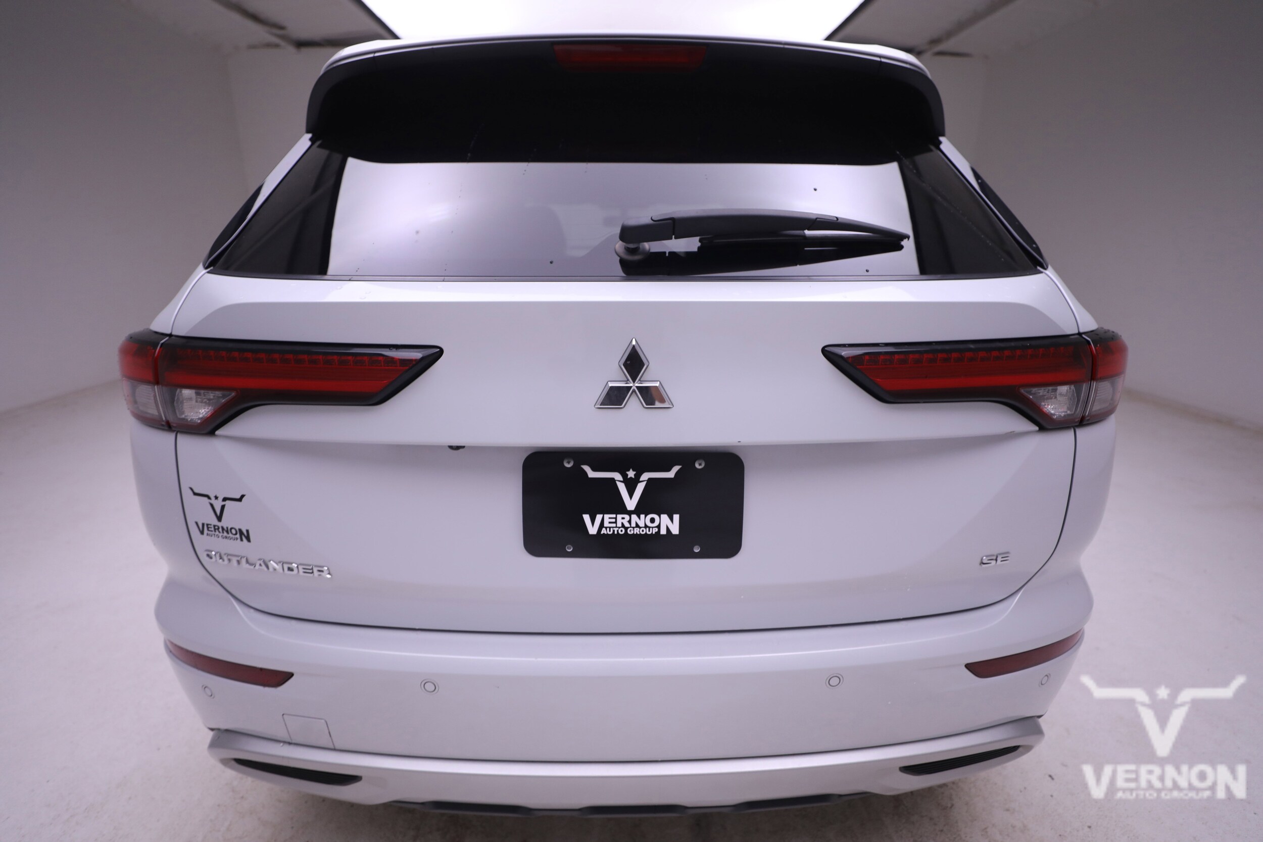 2024 Mitsubishi Outlander SE photo 4