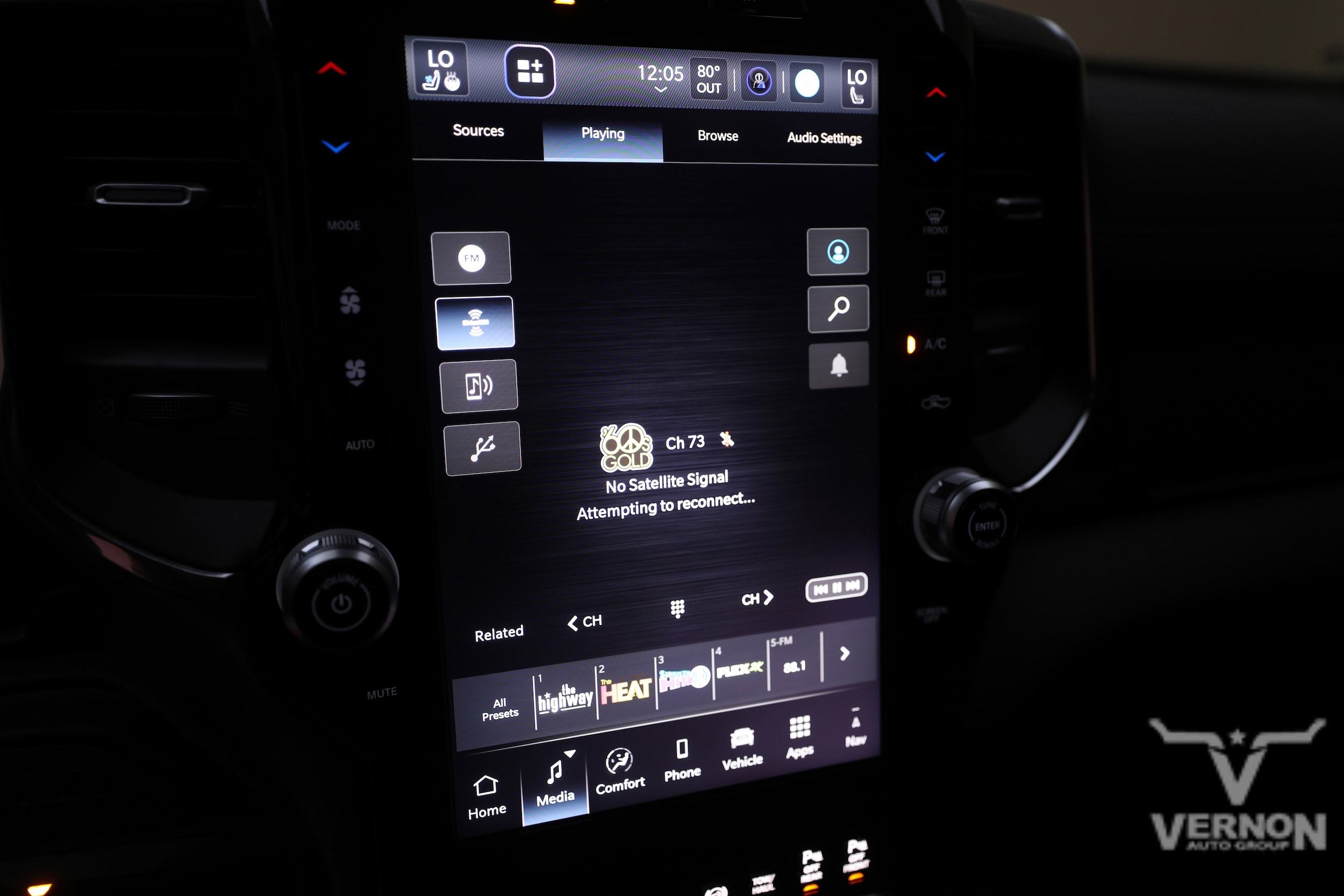 2026 RAM 3500 Laramie - Photo 29