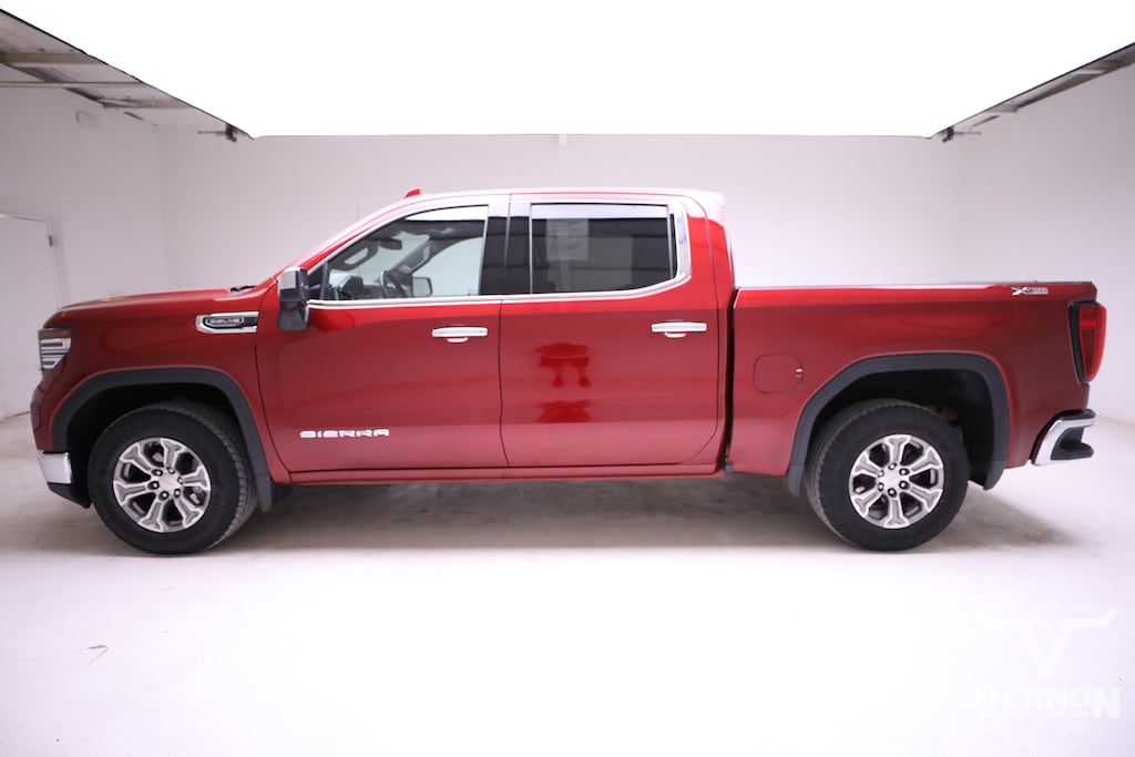 Used 2022 GMC Sierra 1500 SLT Truck Crew Cab