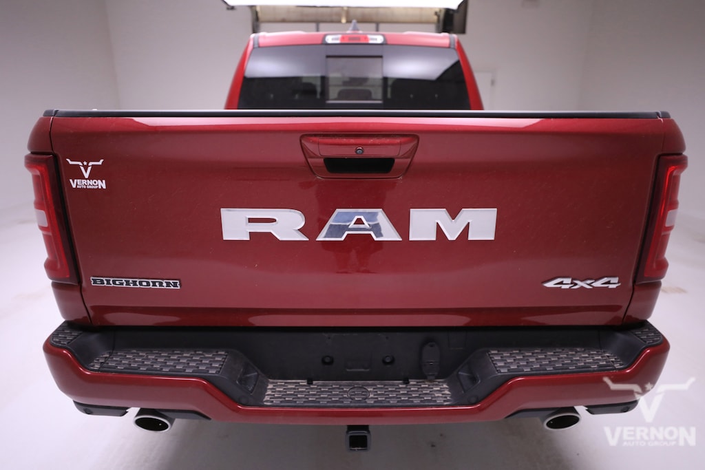 New 2026 Ram 1500 BIG HORN CREW CAB 4X4 5'7 BOX Pickup