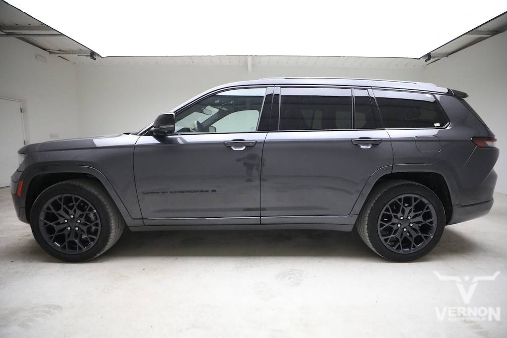 Used 2025 Jeep Grand Cherokee L Summit SUV
