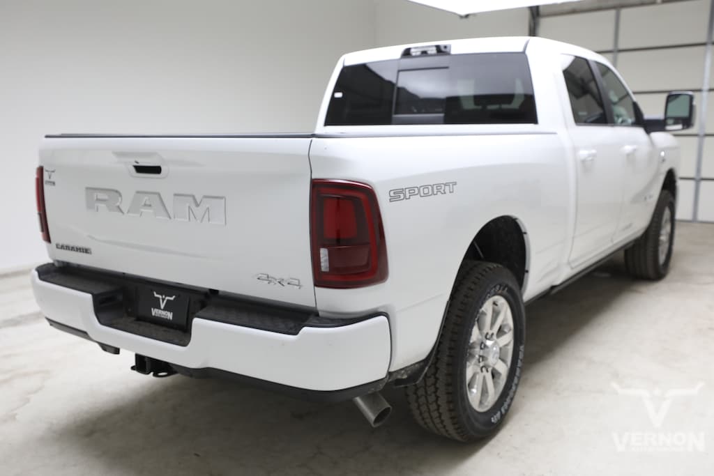 New 2026 Ram 2500 LARAMIE CREW CAB 4X4 6'4 BOX Pickup