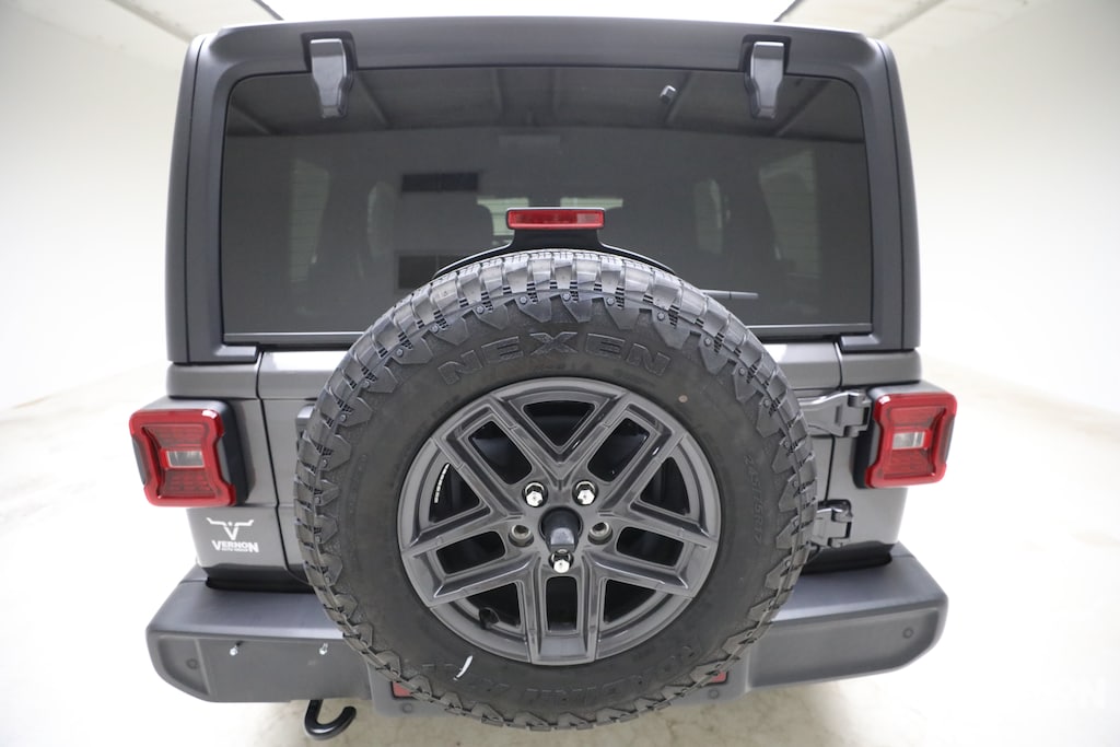 Used 2024 Jeep Wrangler Sport SUV