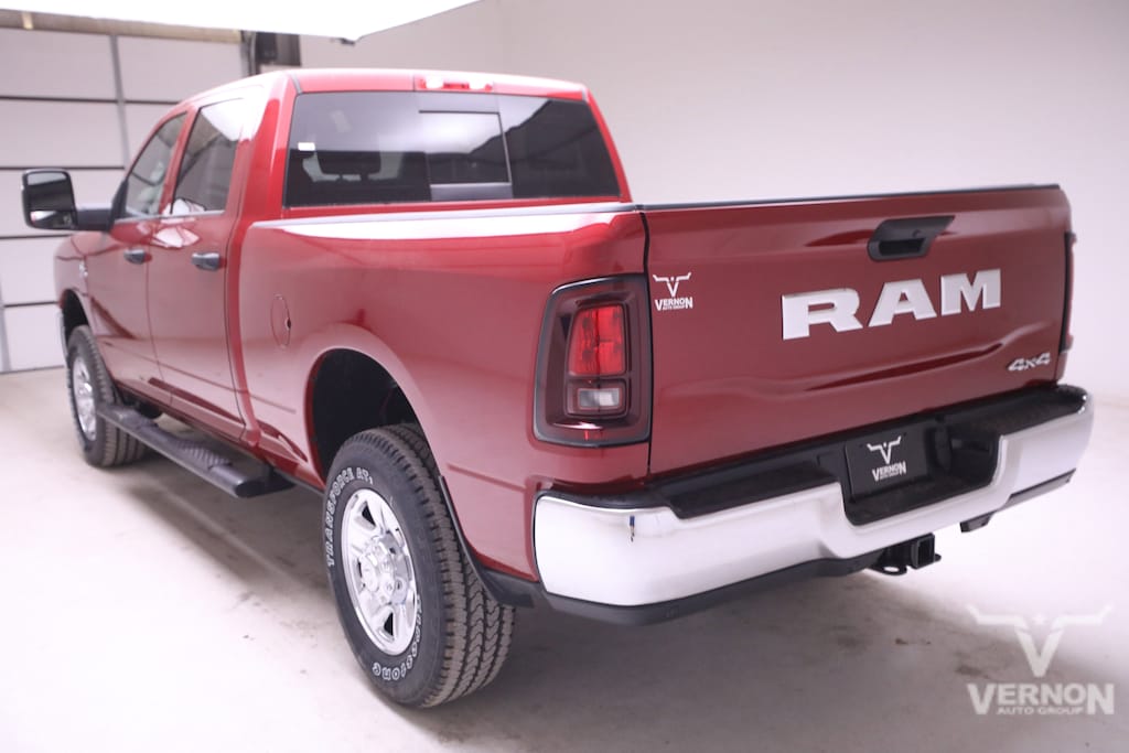 New 2026 Ram 3500 TRADESMAN CREW CAB 4X4 6'4 BOX Pickup