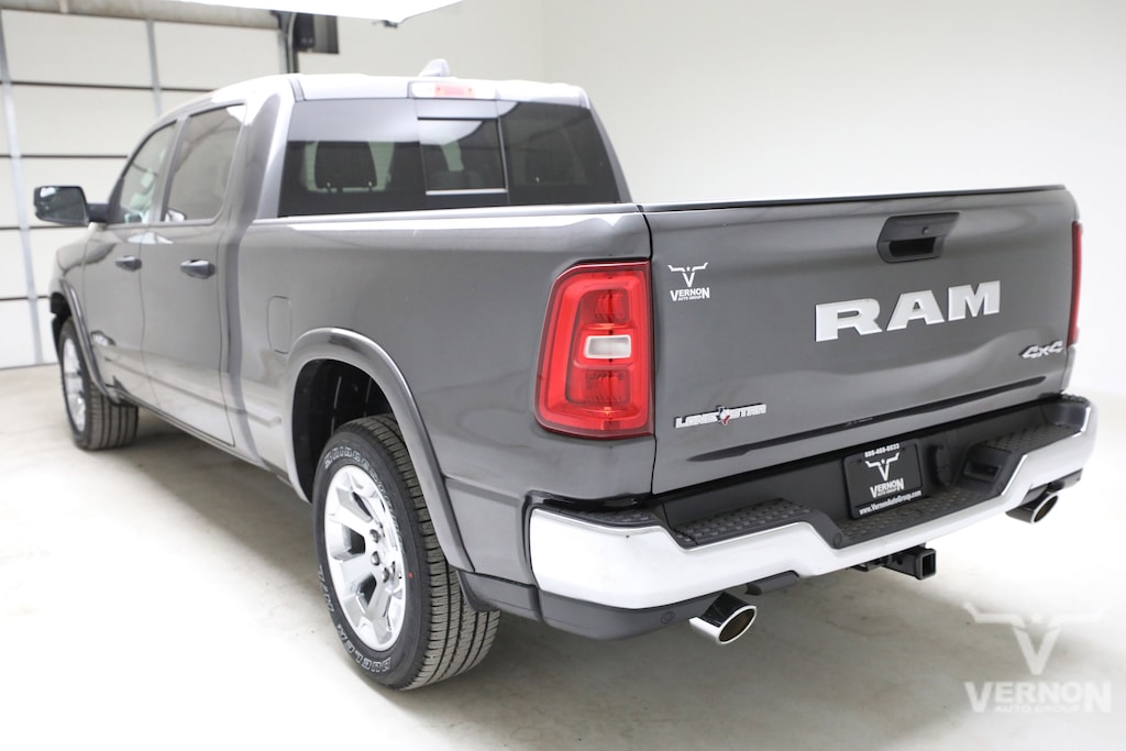 New 2026 Ram 1500 LONE STAR CREW CAB 4X4 6'4 BOX Pickup