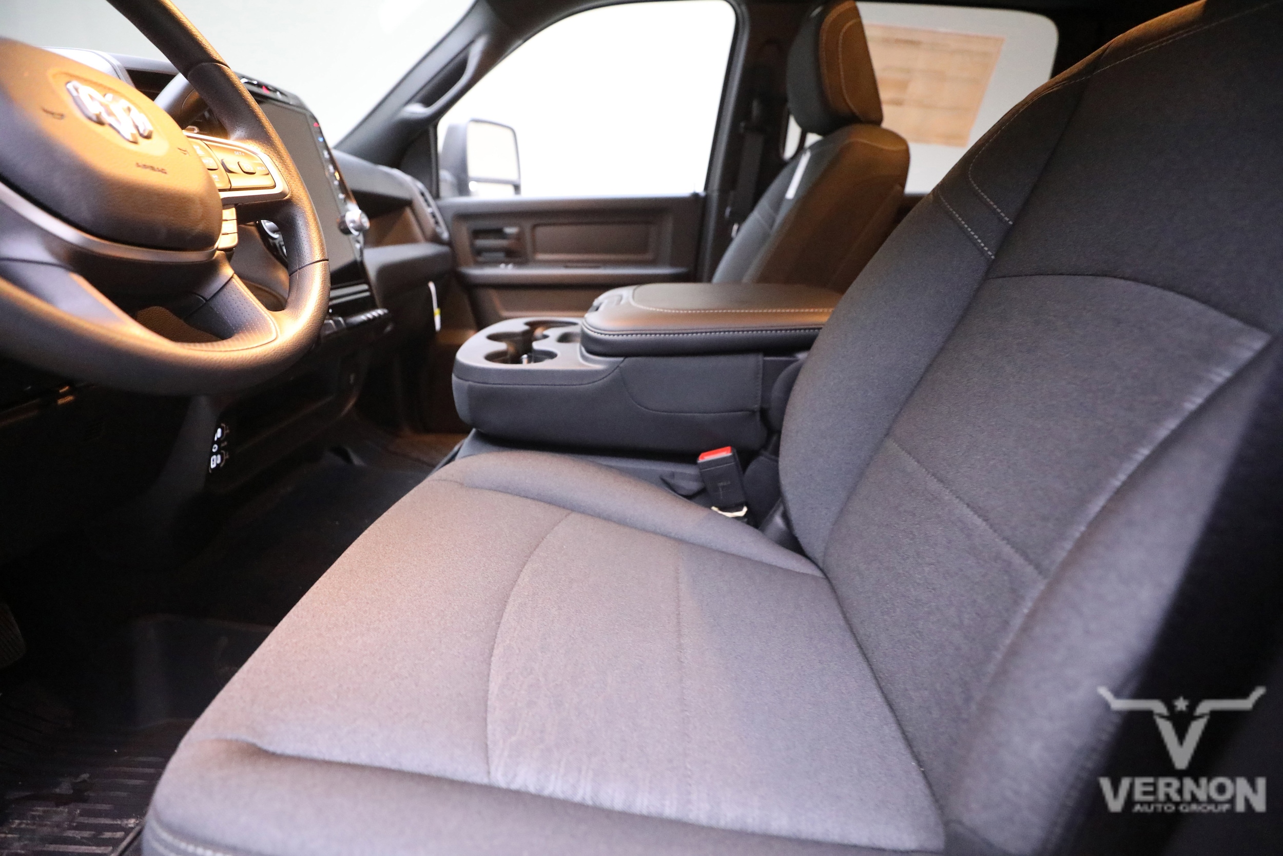 2026 RAM 2500 Tradesman - Photo 10