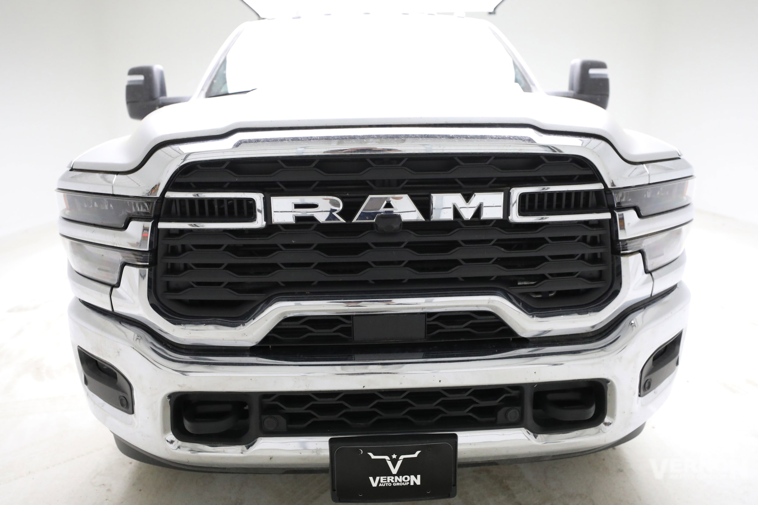 2026 RAM 3500 Tradesman - Photo 8