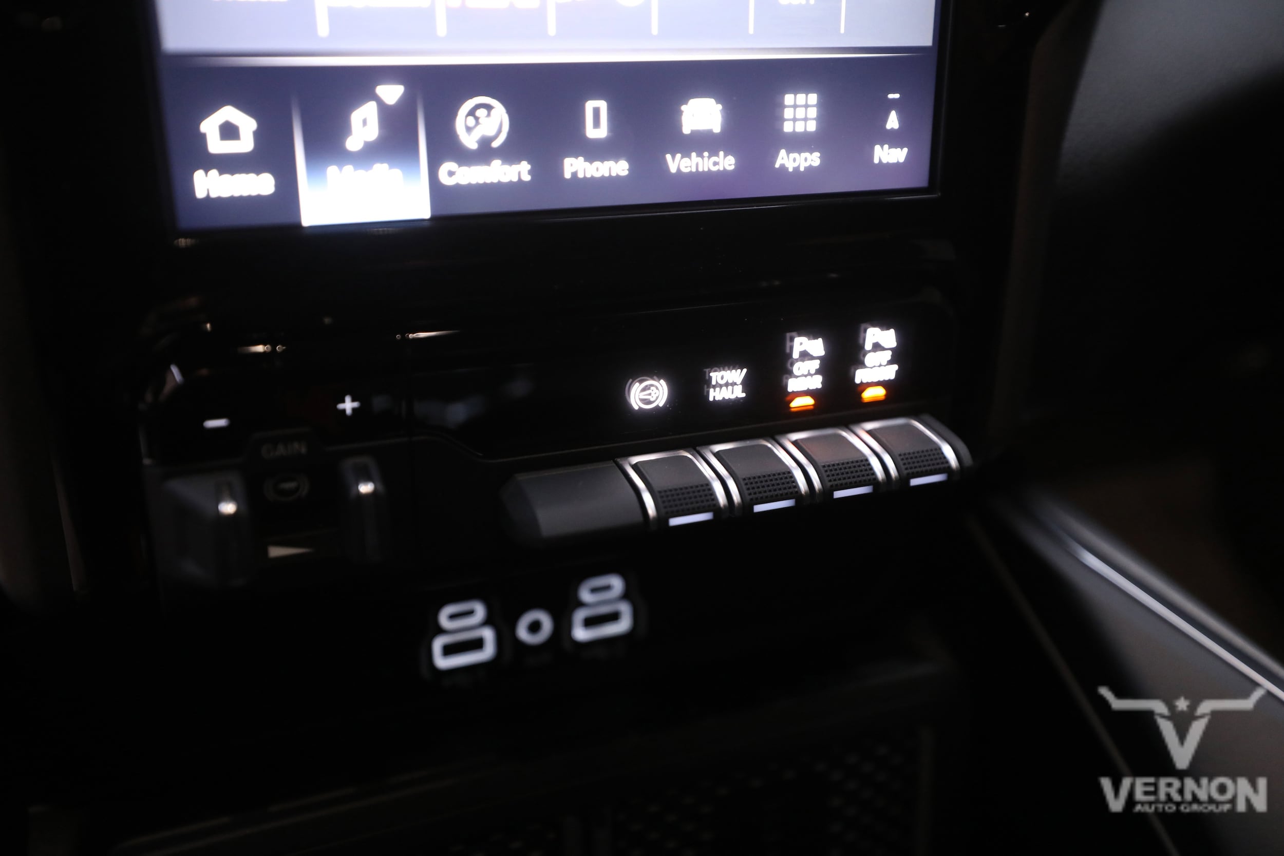 2026 RAM 3500 Laramie - Photo 25