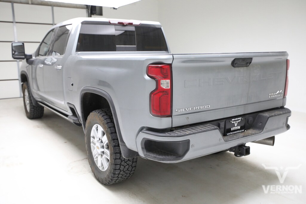 Used 2024 Chevrolet Silverado 2500 HD High Country Truck Crew Cab