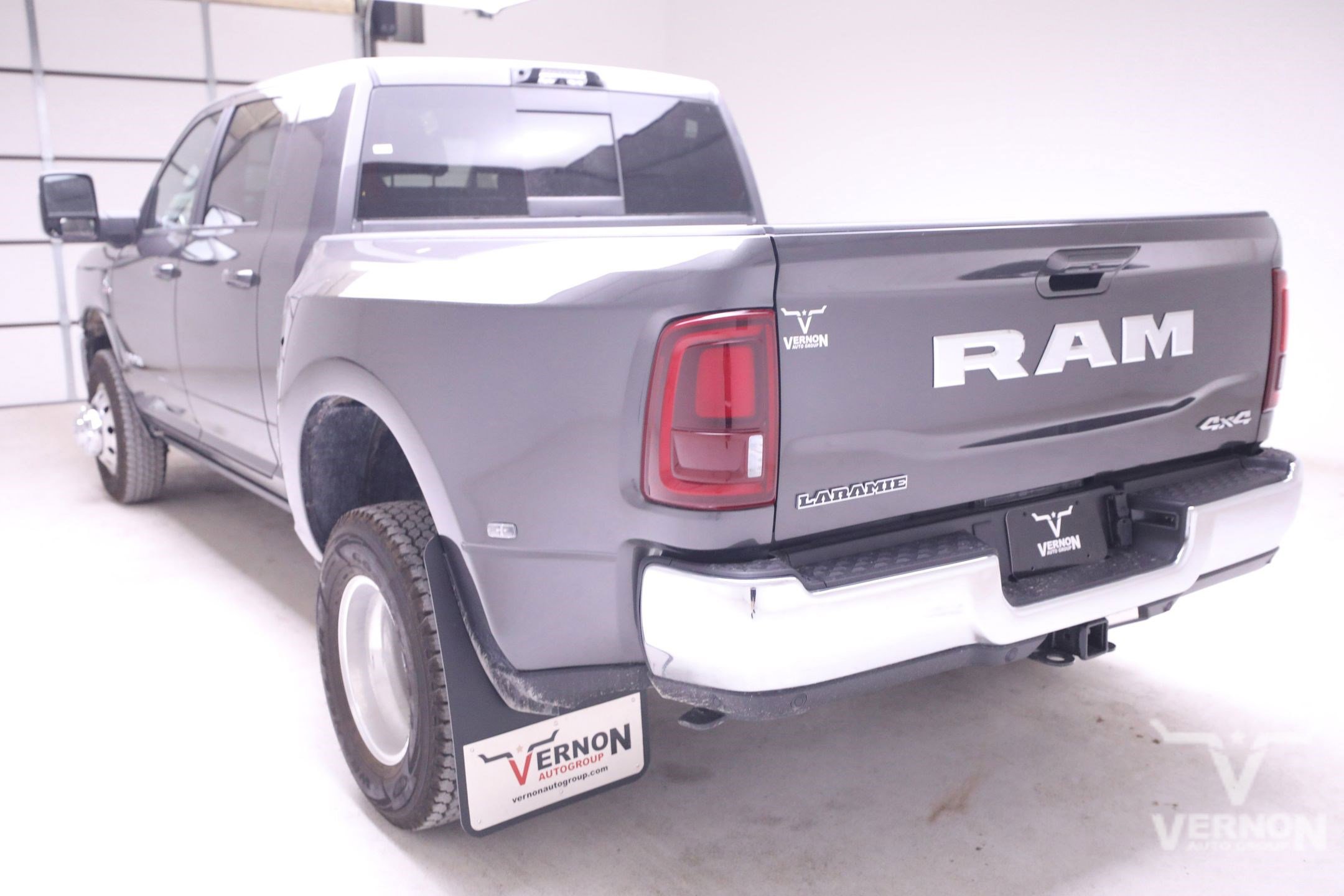 2025 Ram 3500 Laramie photo 2