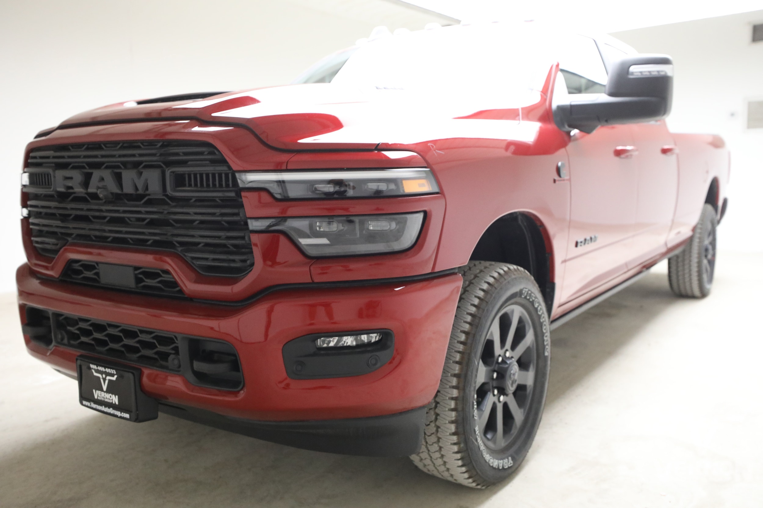 New 2026 Ram 3500 LARAMIE CREW CAB 4X4 8' BOX