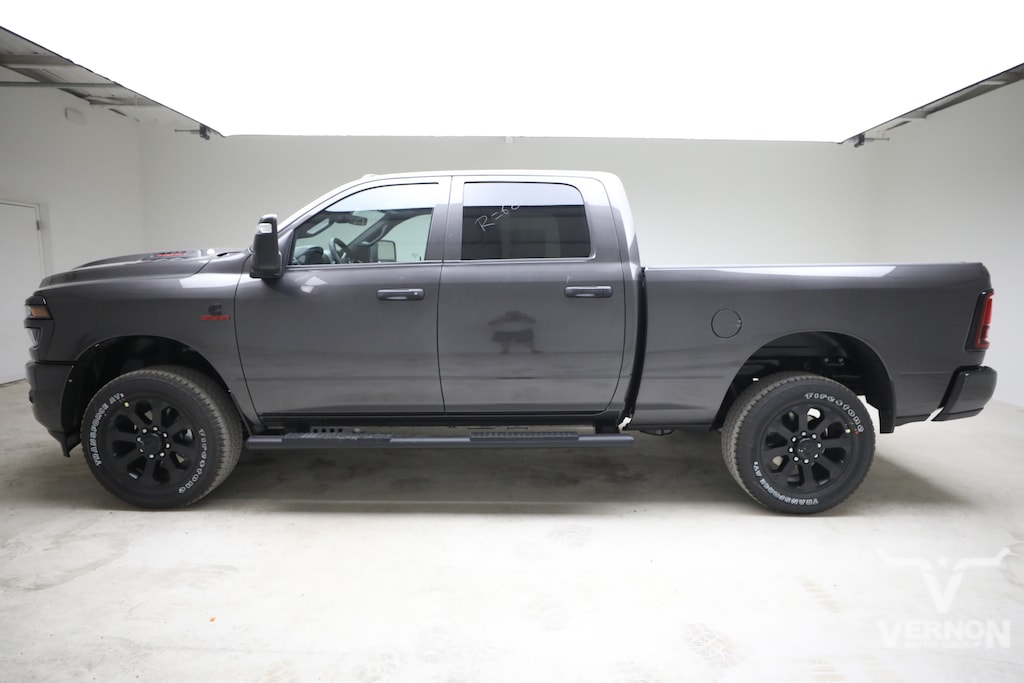 New 2026 Ram 2500 BLACK EXPRESS CREW CAB 4X4 6'4 BOX Pickup