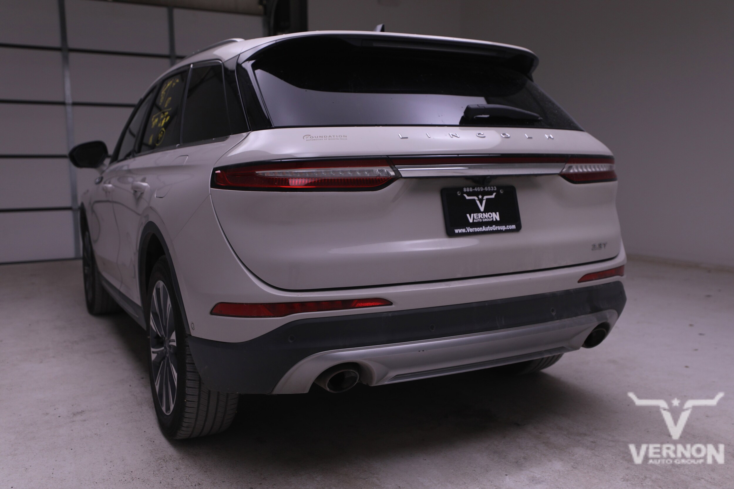 2020 Lincoln Corsair Reserve photo 2