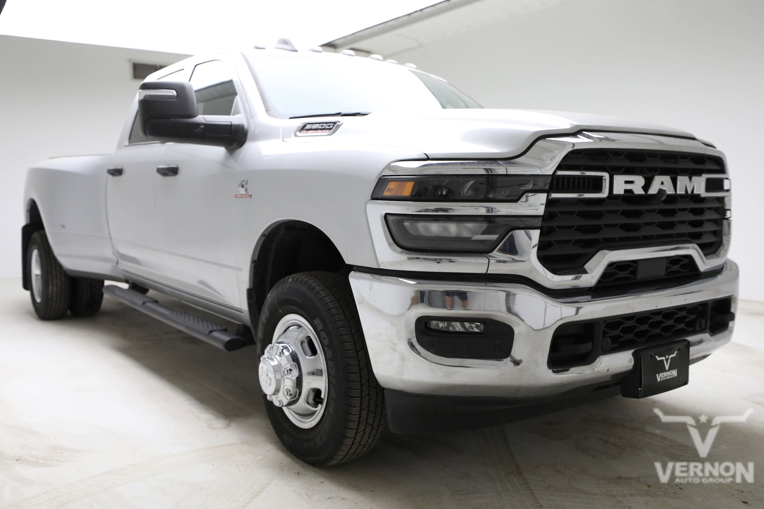 2026 RAM 3500 Tradesman - Photo 7