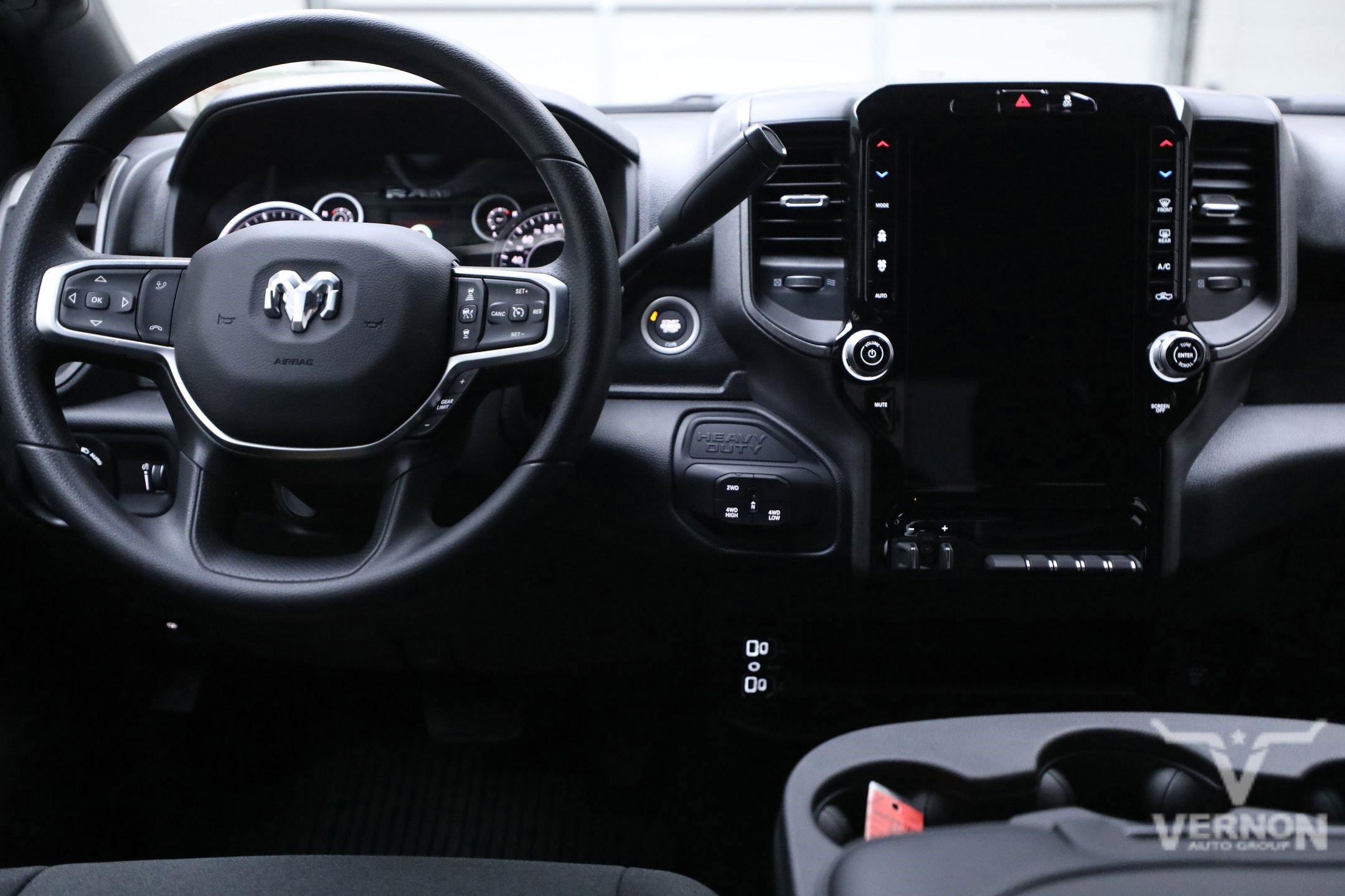 2025 Ram 2500 Tradesman photo 4