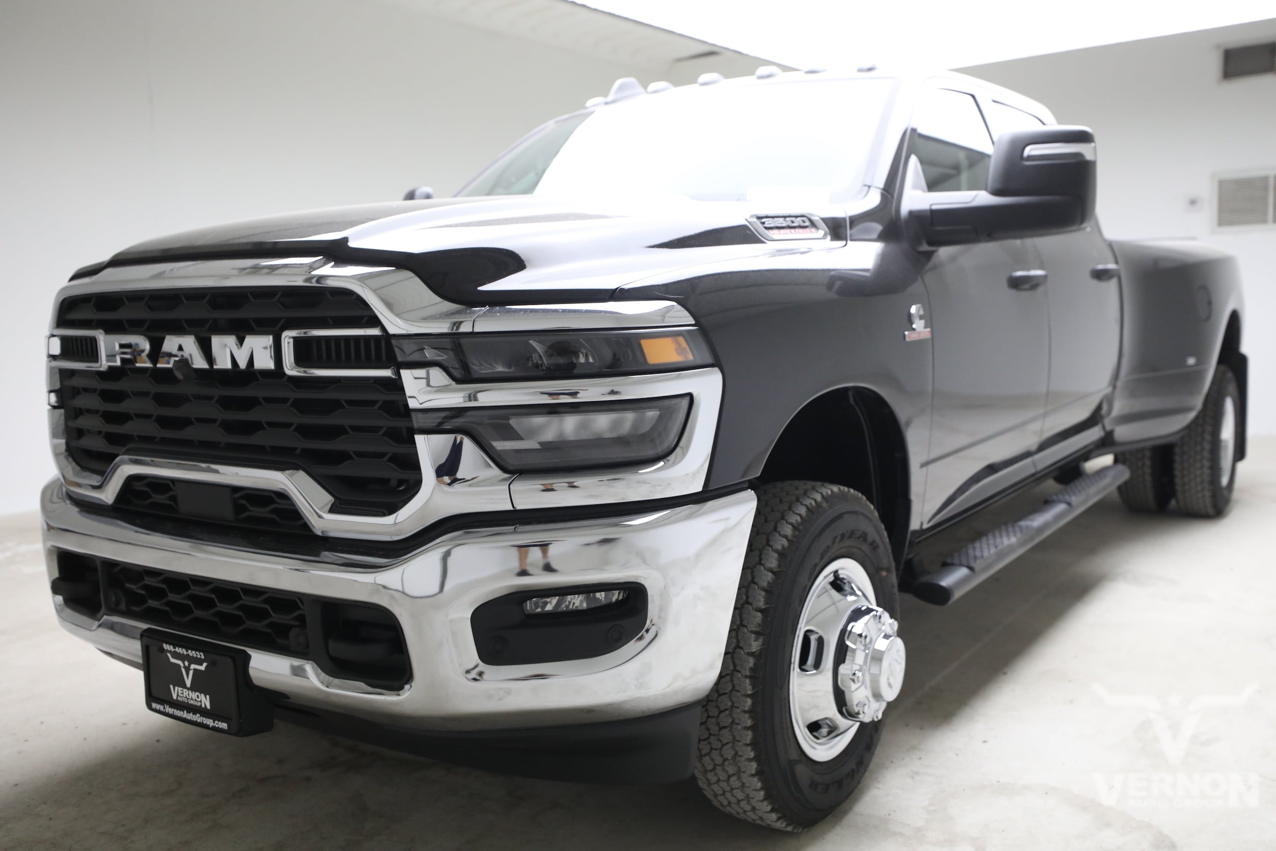 New 2026 Ram 3500 TRADESMAN CREW CAB 4X4 8' BOX