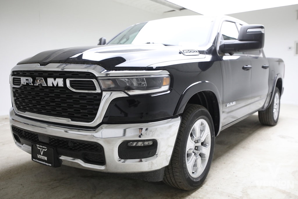 New 2026 Ram 1500 BIG HORN CREW CAB 4X4 5'7 BOX Pickup