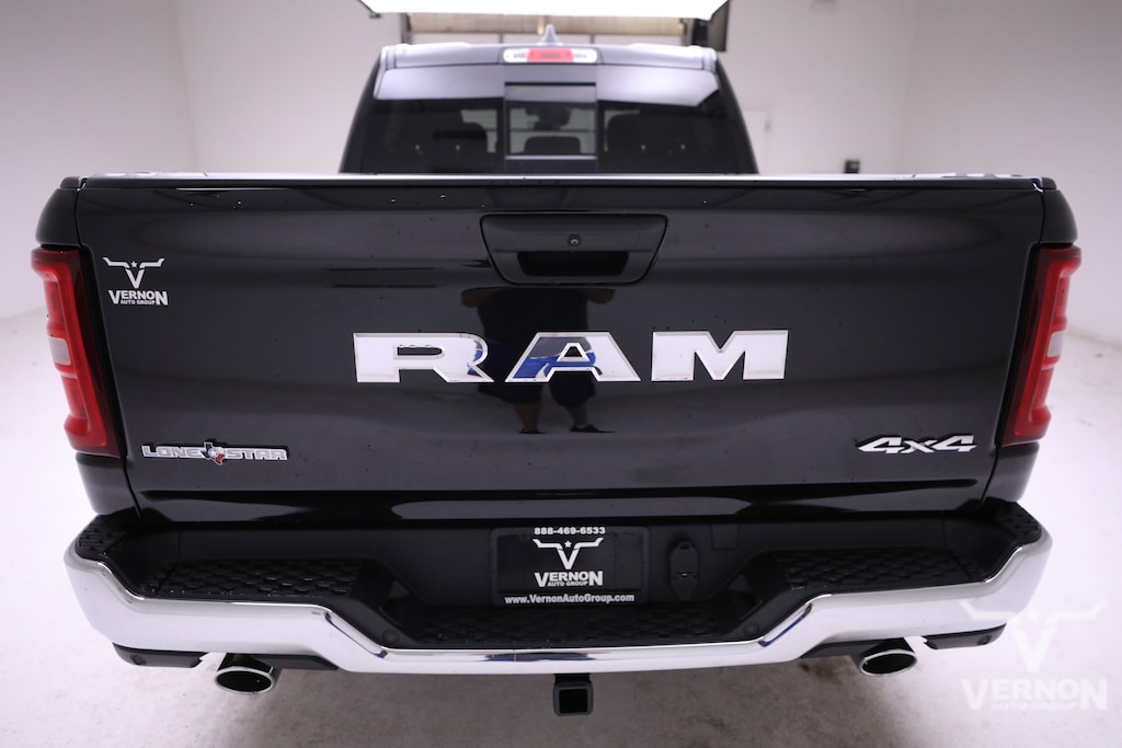 New 2026 Ram 1500 LONE STAR CREW CAB 4X4 5'7 BOX Pickup